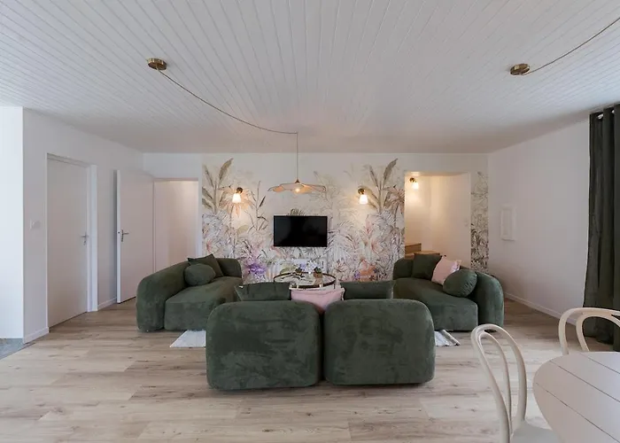 Havre De Paix Renove Repos, Partage, Serenite Ле-Эрбье