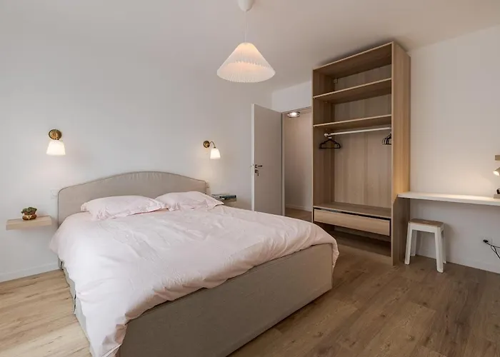 Havre De Paix Renove Repos, Partage, Serenite * Ле-Эрбье